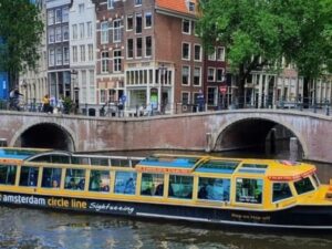 Grachtenfahrt Anne Frank Haus Amsterdam