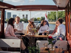 Private Canal Cruise Amsterdam 10-25 People